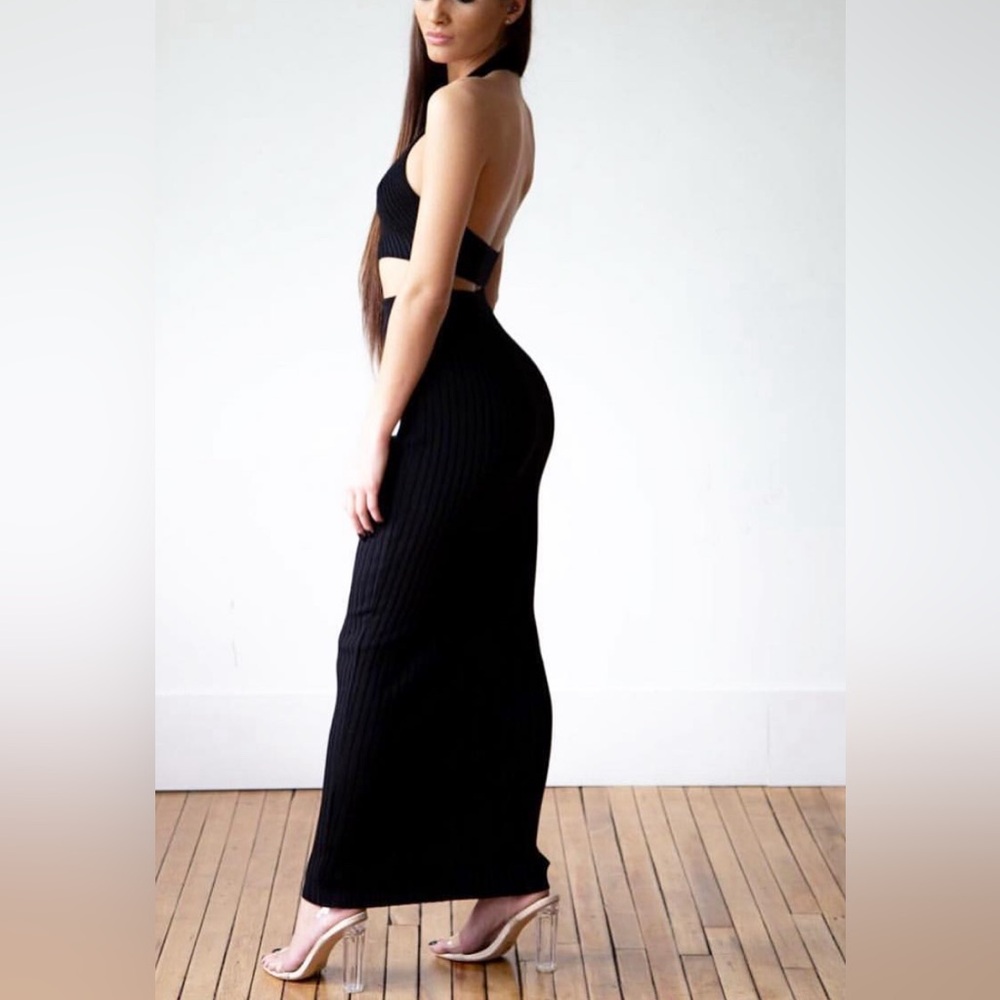 Woman’s backless halter top